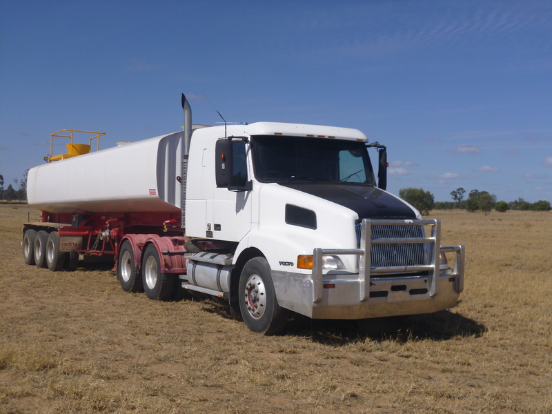 2000 VOLVO NH12 460 (6x4)