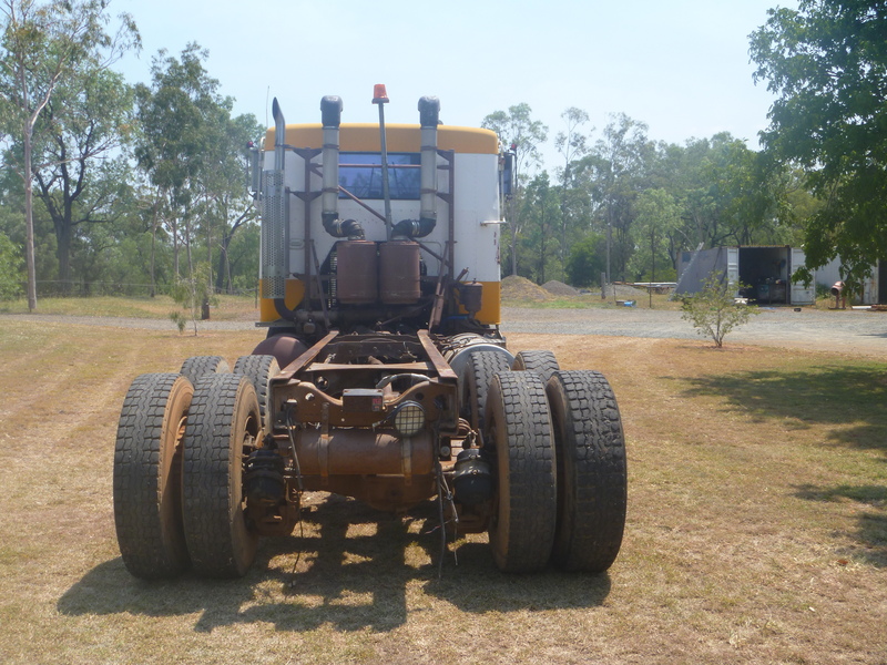 1981 mack cruiseliner