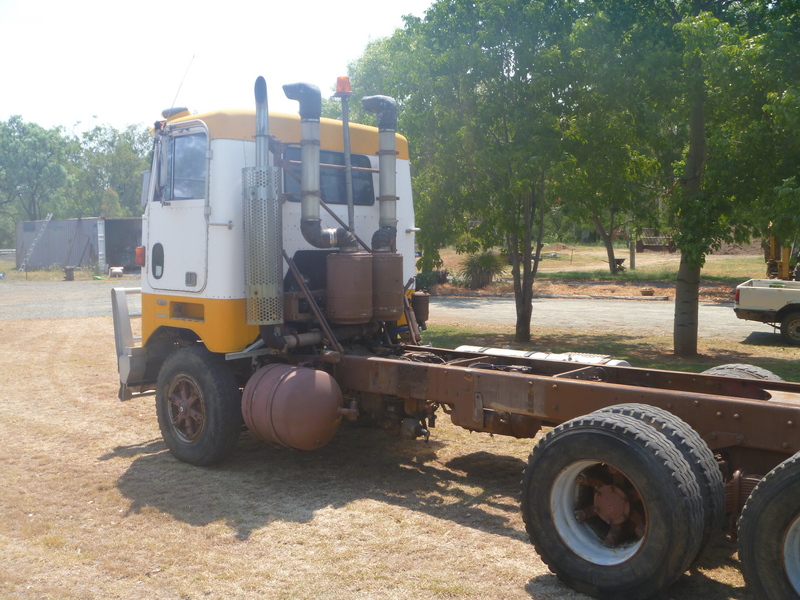 1981 mack cruiseliner