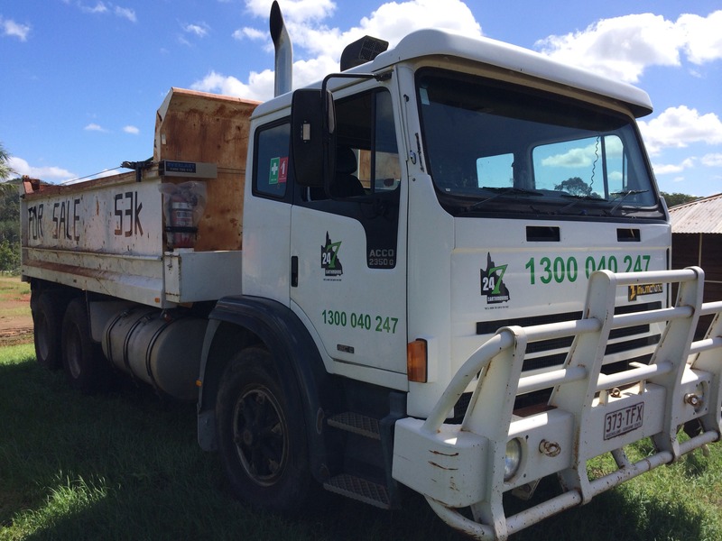 2000 INTERNATIONAL ACCO T 2350G250