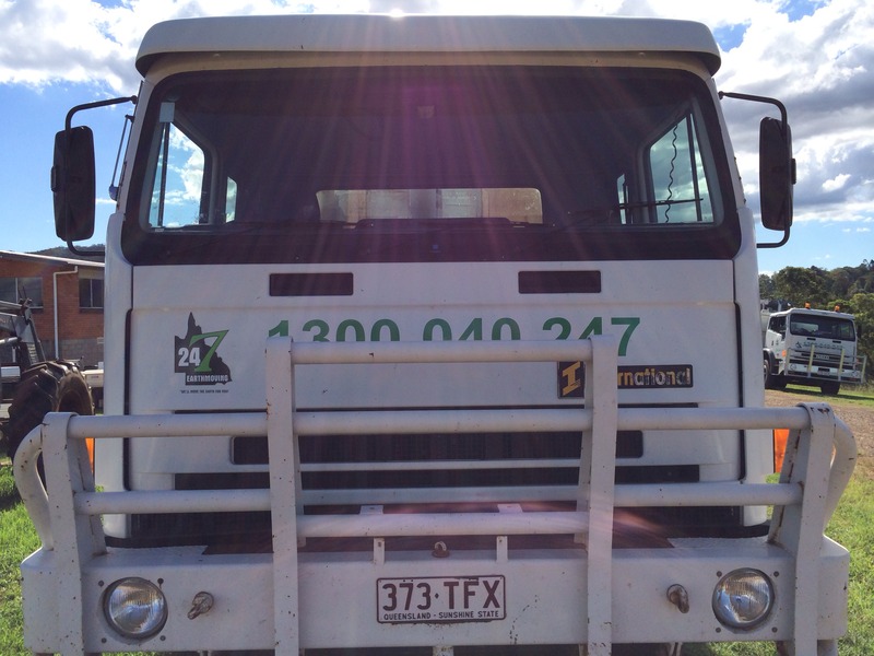 2000 INTERNATIONAL ACCO T 2350G250