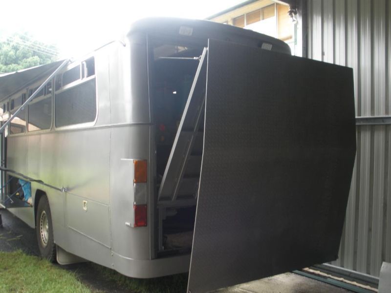 1984 INTERNATIONAL CUSTOM COACH