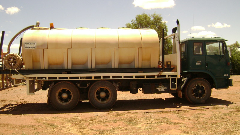 1994 INTERNATIONAL ACCO 2350E240
