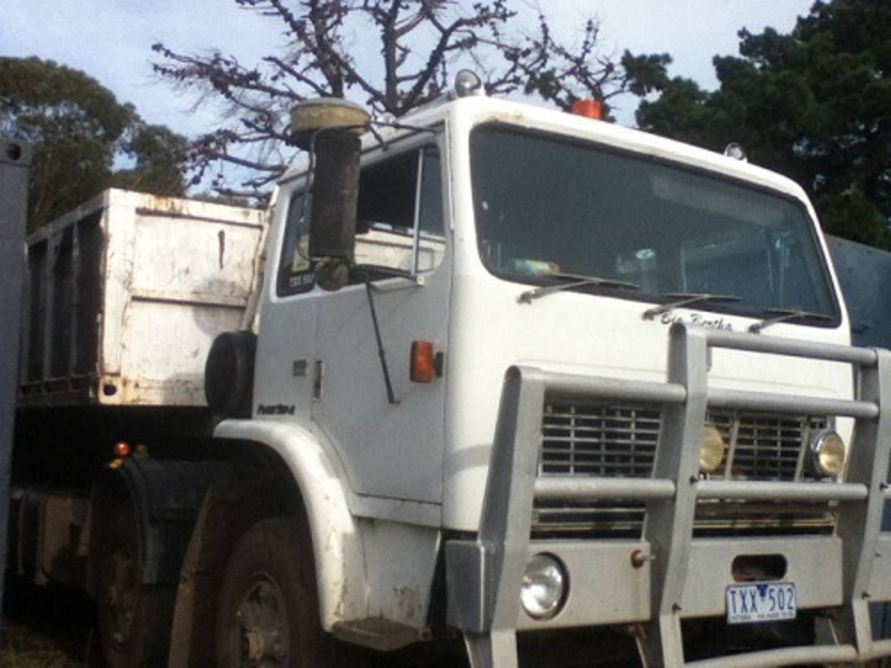 1980 INTERNATIONAL ACCO