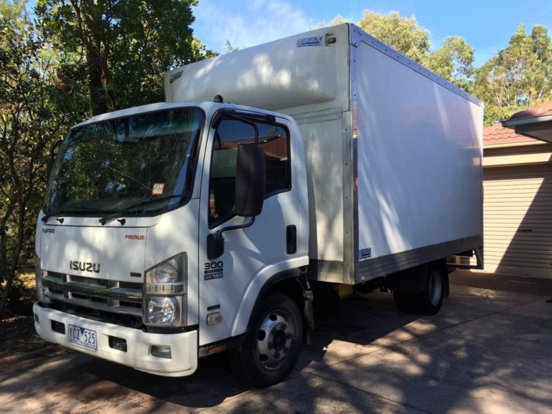 2008 ISUZU NPR 300 MEDIUM PREMIUM N5