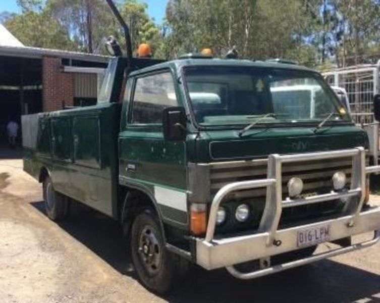 1985 MAZDA T3500 3500KG 4.25M