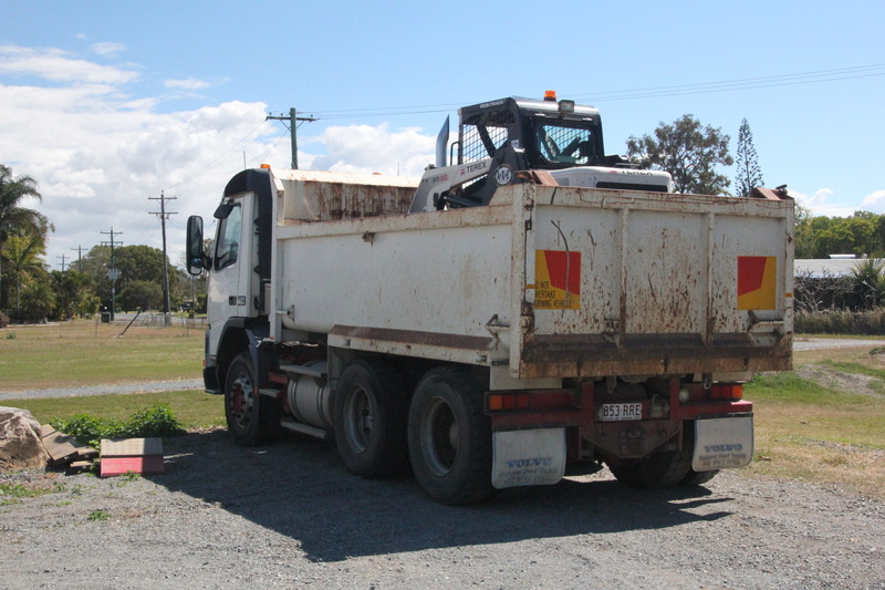 2001 VOLVO FM12 (8x4)