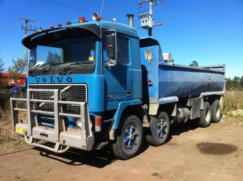1985 VOLVO F10 (6x4)