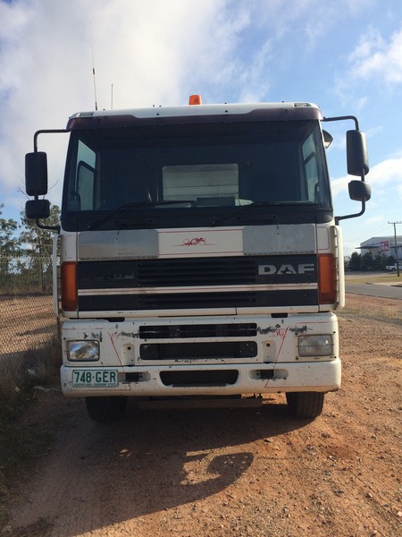 2001 DAF CF85 TRUCK
