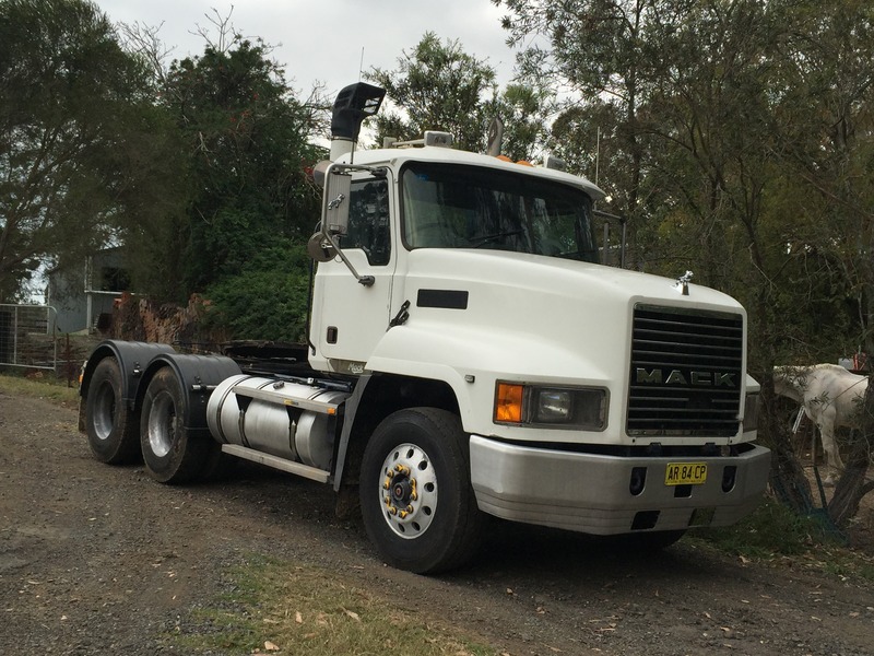 2006 MACK FLEETLINER