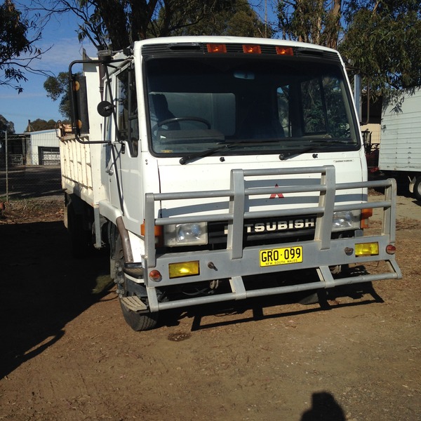 1989 MITSUBISHI FK 102 6000KG