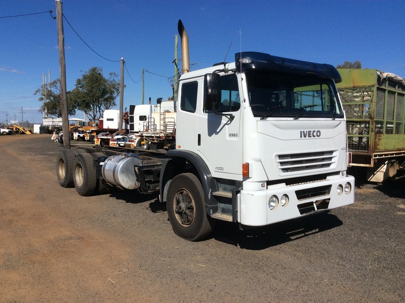 2009 IVECO ACCO 2350 G COMPACTOR (6x4)