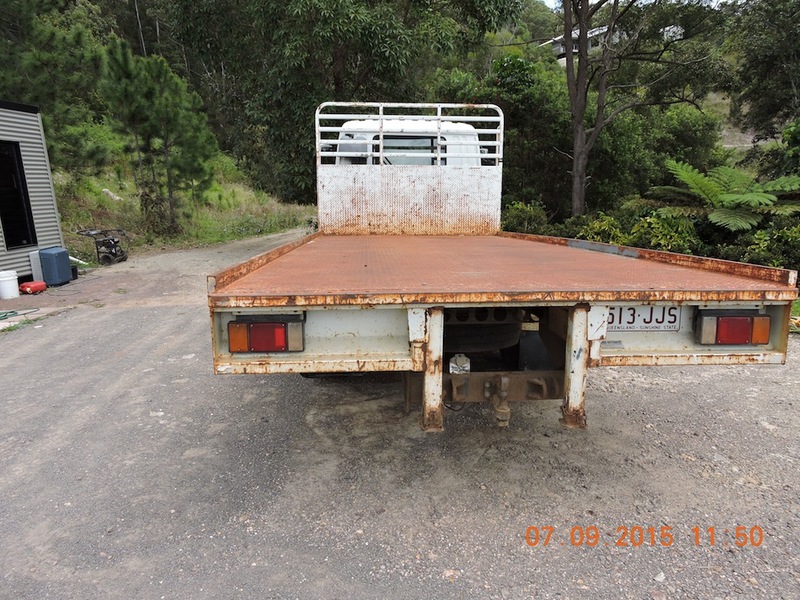 2006 ISUZU FRR 500 MEDIUM F3