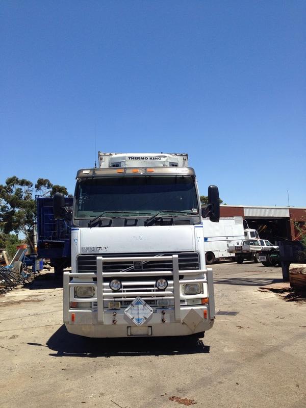 1995 VOLVO FH12 420 (6x4)