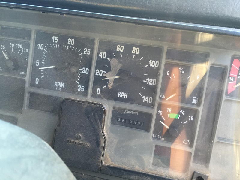 1997 INTERNATIONAL ACCO F 2350G 275