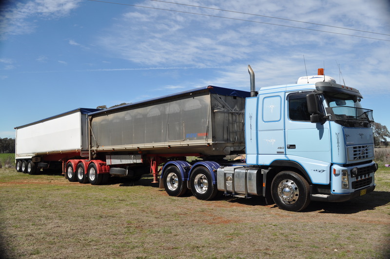 2003 VOLVO FH12