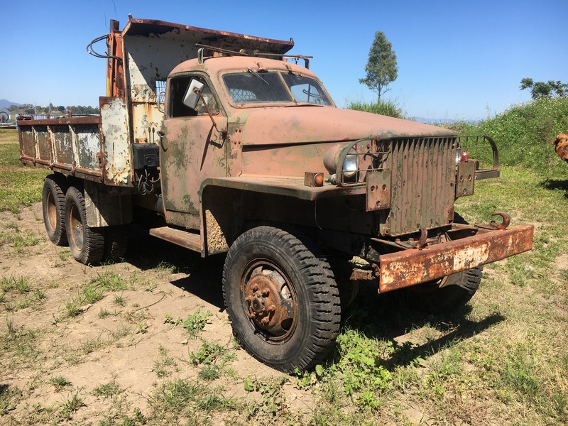 1945 STUDEBAKER US6