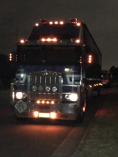 2003 KENWORTH K104