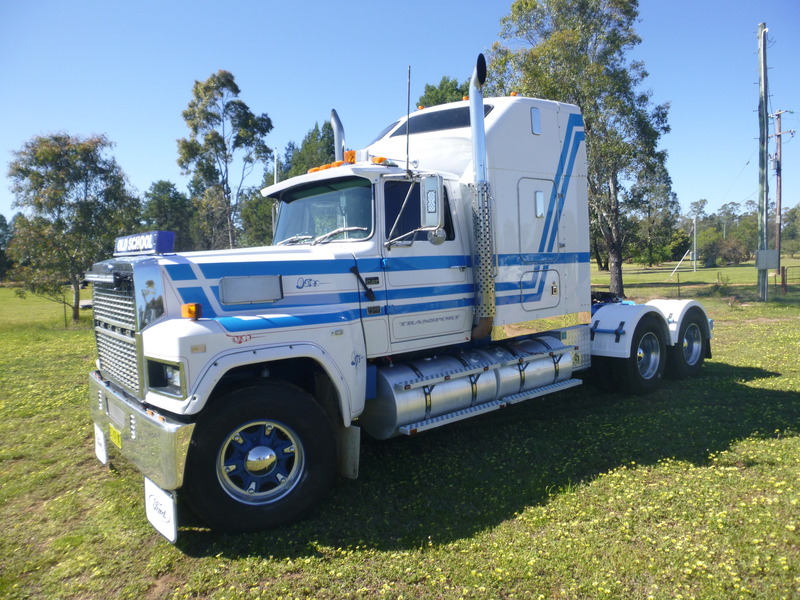 1990 FORD LTL9000 (6x4) ROADTRAIN