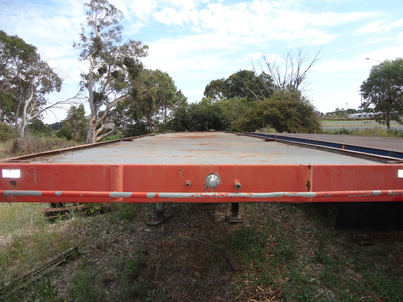 FREIGHTER 40 FOOT SEMI TRAILER
