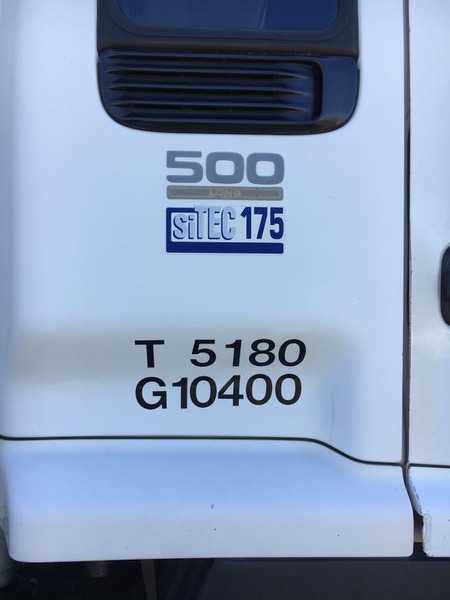 2000 ISUZU FRR 500 LONG