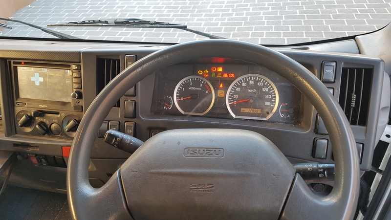 2013 ISUZU NLR 200 MEDIUM NH