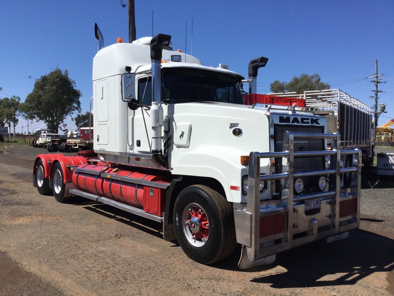 1999 MACK TITAN (6x4)