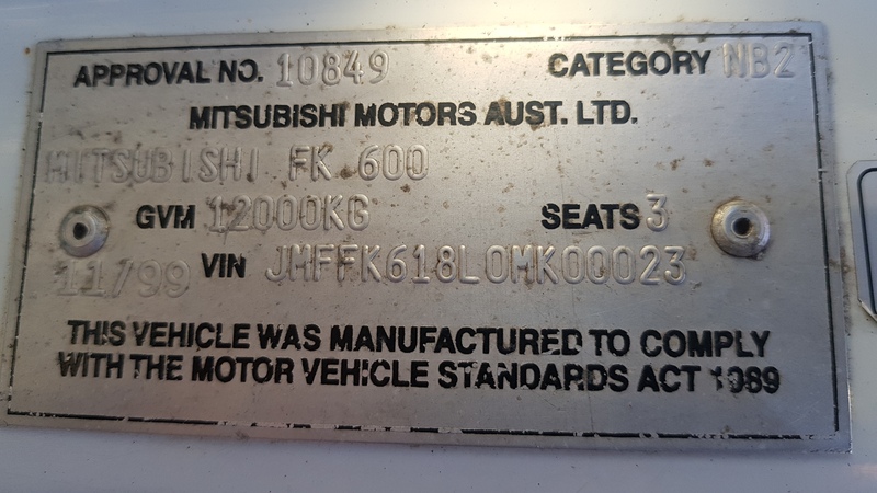 1999 MITSUBISHI FK FIGHTER 600