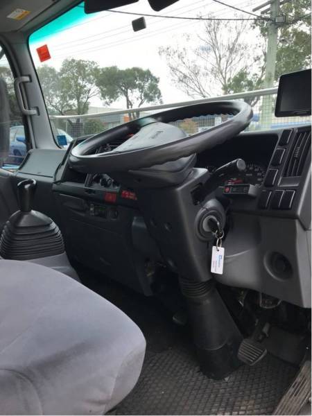 2009 ISUZU NQR 450 MEDIUM NH