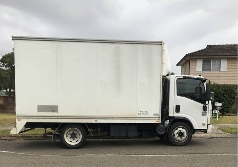2009 ISUZU NQR 450 MEDIUM NH