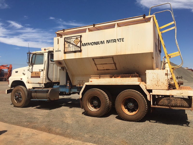 1990 FORD LOUISVILLE