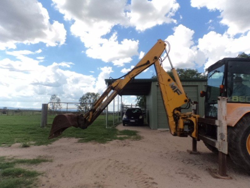 1985 MASSEY FERGUSON MF860 MF860 Loader