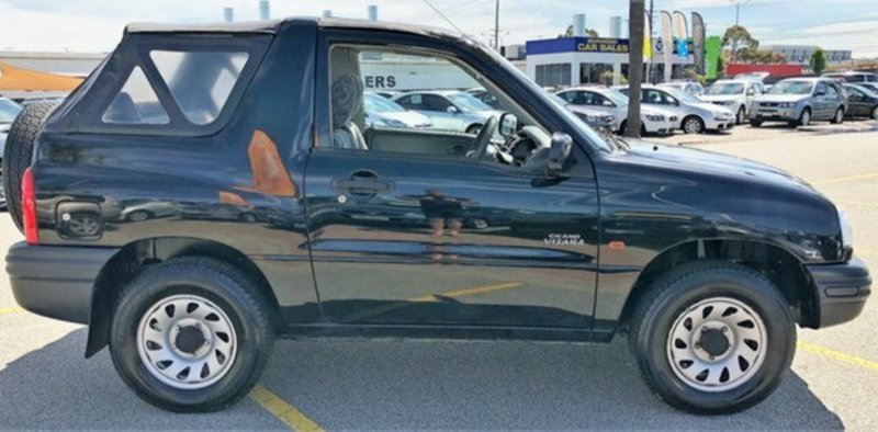 2001 SUZUKI GRAND VITARA JLX "CONVERTIBLE"