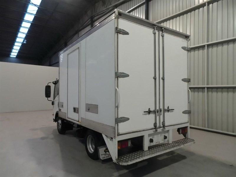 2013 ISUZU NNR200
