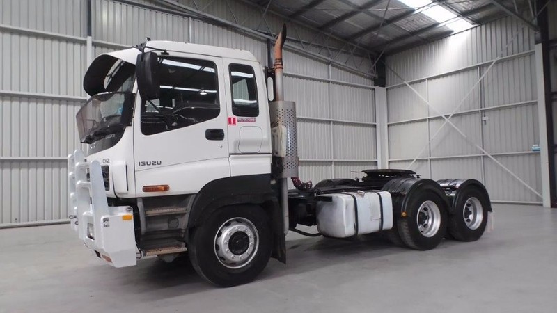 2004 ISUZU CXZ GIGA CXZ GIGA Truck