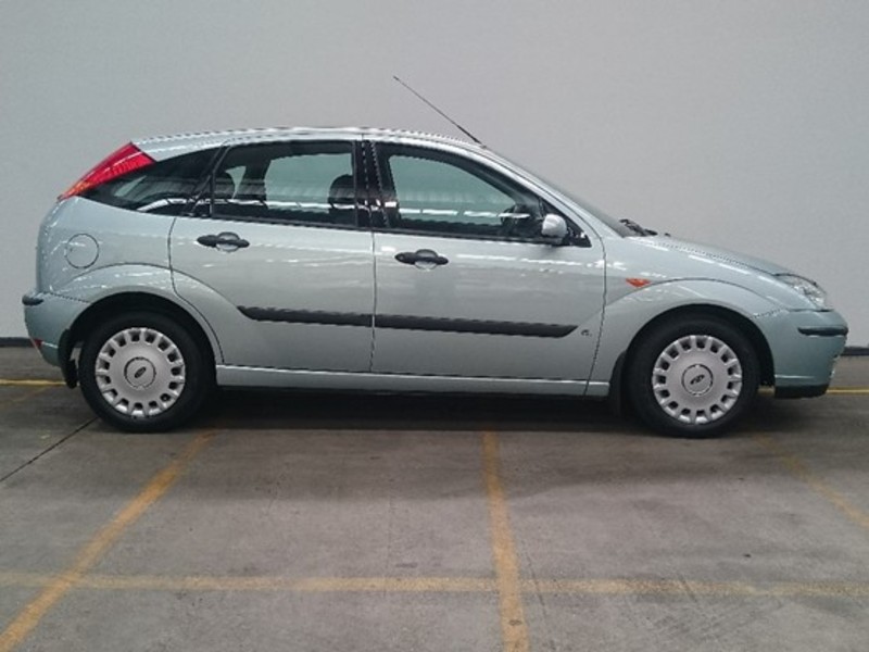2004 FORD FOCUS CL LR