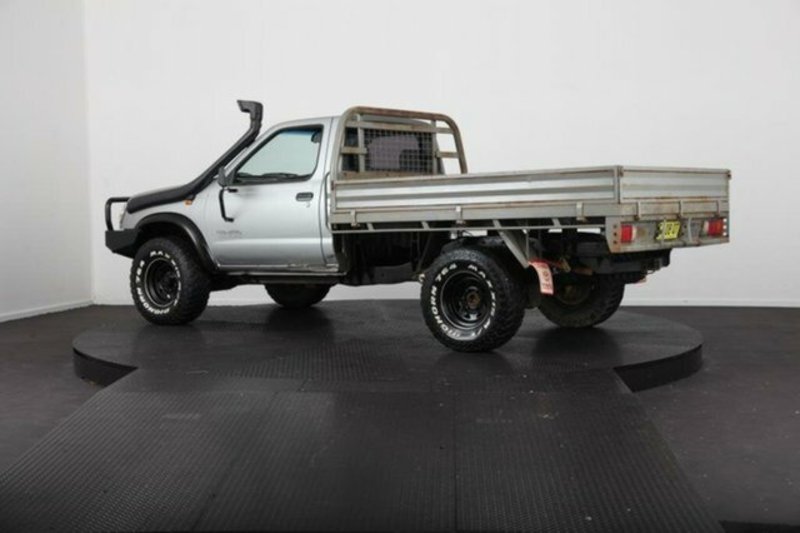 1999 NISSAN NAVARA DX (4x4) D22