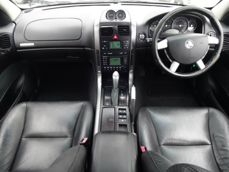 2004 HOLDEN ADVENTRA LX8 VY II