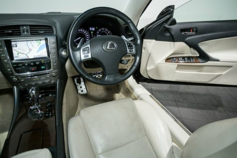 2010 LEXUS IS250C SPORTS LUXURY GSE20R