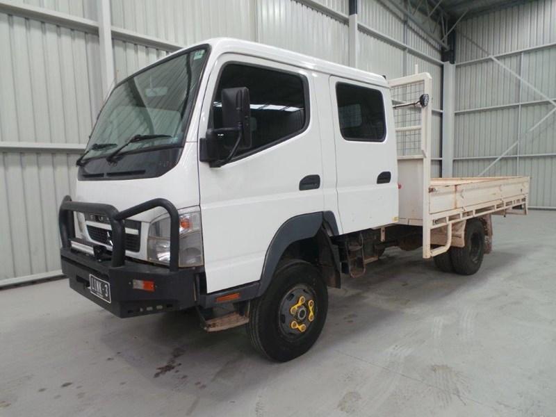 2010 MITSUBISHI CANTER