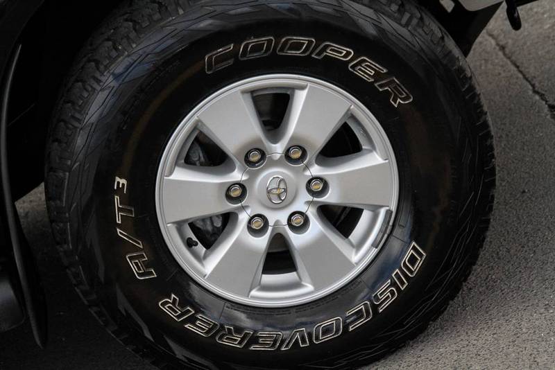 2009 TOYOTA HILUX SR5 (4x4) KUN26R 09 UPGRADE