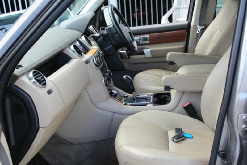 2010 LAND ROVER DISCOVERY 4 TDV6 COMMANDSHIFT HSE Series 4 10MY