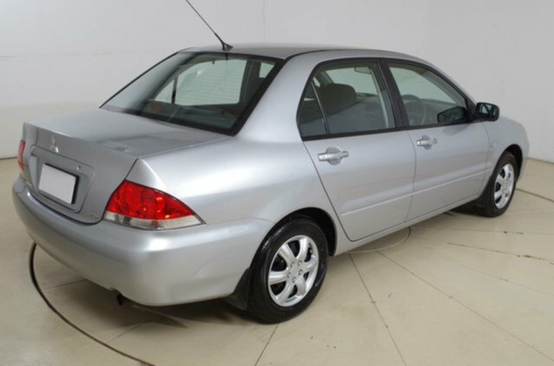 2005 MITSUBISHI LANCER ES CH
