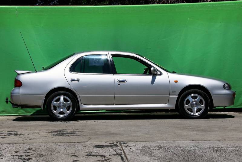 1995 NISSAN BLUEBIRD SSS
