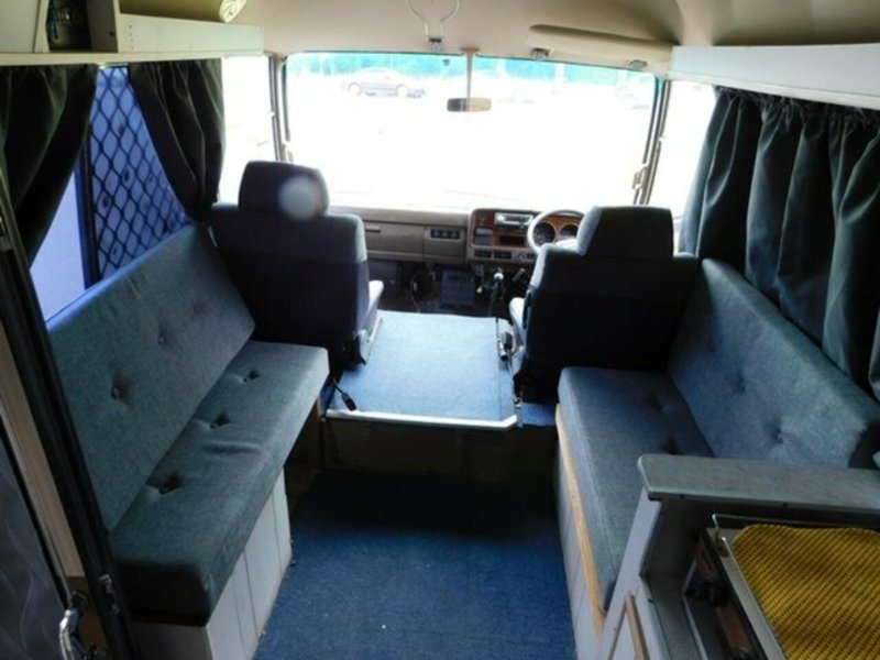 1983 MAZDA T3000