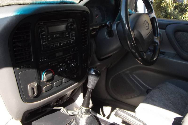 1998 TOYOTA LANDCRUISER GXL (4x4) HZJ105R