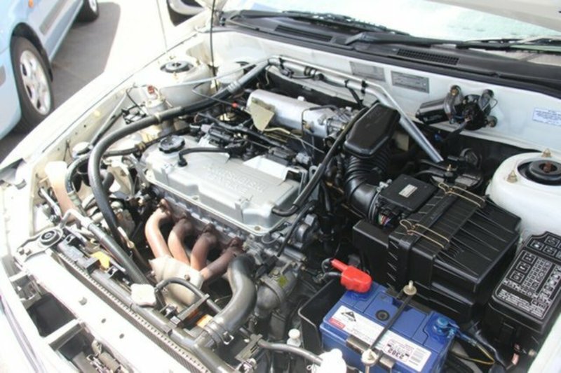 2001 MITSUBISHI LANCER GLi CE2