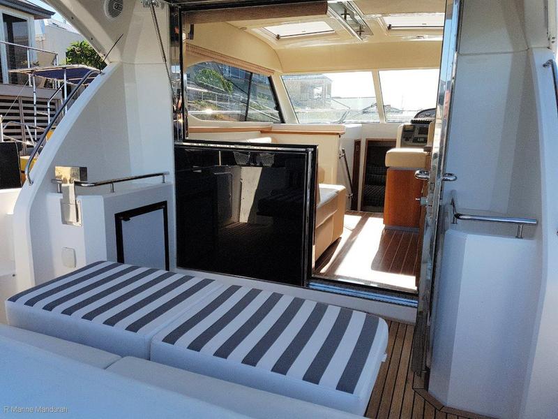 Riviera 3600 Sport Yacht ** UNDER OFFER IN 6 DAYS *** $265,500 ***