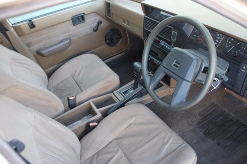 1989 NISSAN PINTARA GLI (No Series)