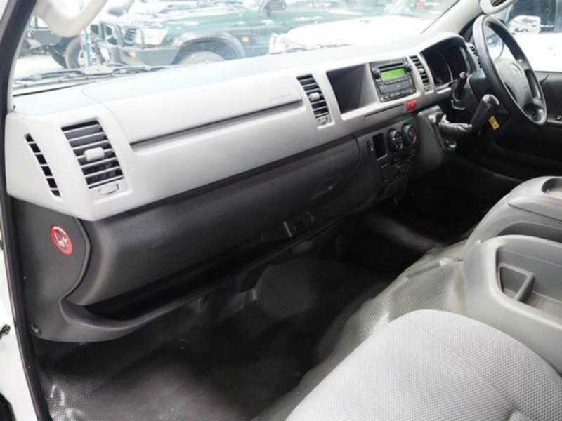2009 TOYOTA HIACE COMMUTER KDH223R MY07 UPGRADE